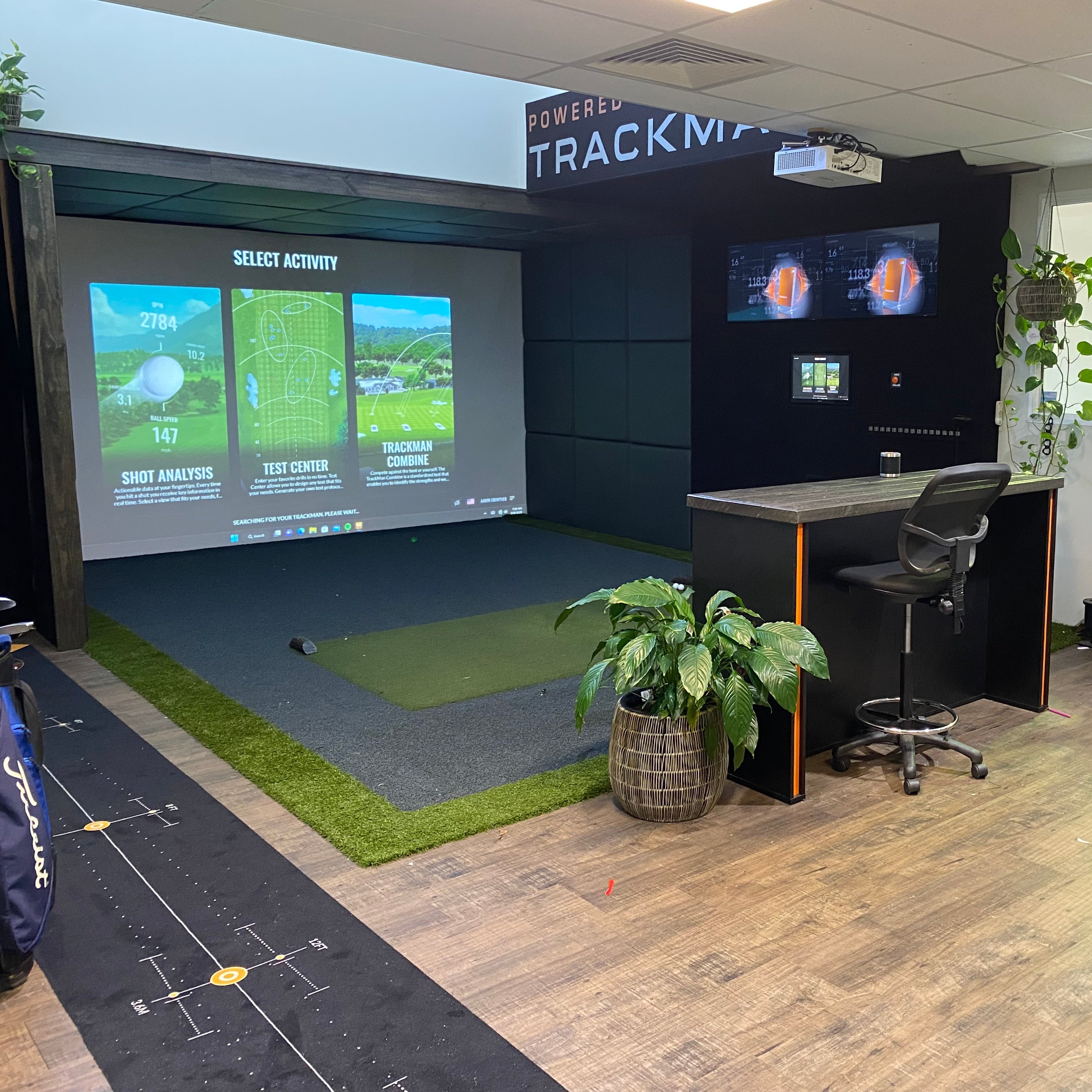 Golf Club & Coaching Studio Build